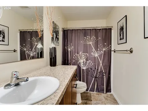 5328 Loveland Court Florence OR 97439
