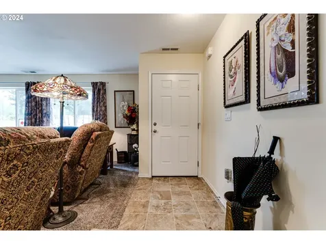 5328 Loveland Court Florence OR 97439