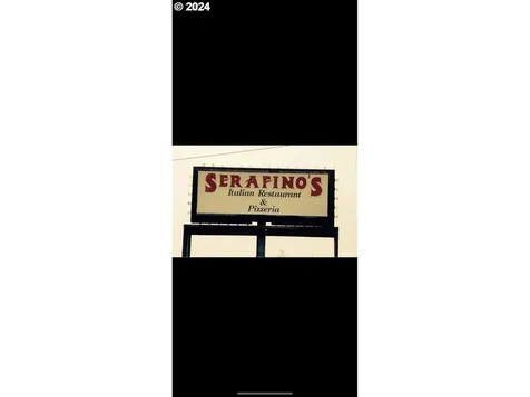 224 N Main Street Canyonville OR 97417