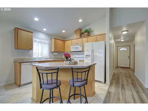 2120 N Q Street Washougal WA 98671