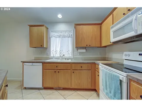 2120 N Q Street Washougal WA 98671
