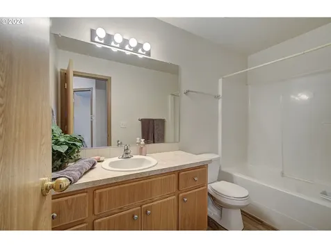 2120 N Q Street Washougal WA 98671