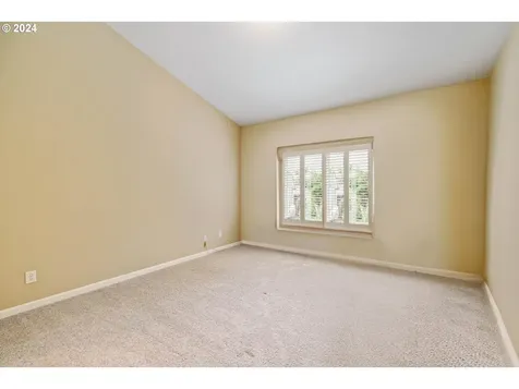 915 Pioneer Drive Silverton OR 97381