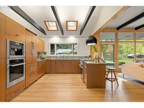 2785 SW 99th Avenue Portland OR 97225