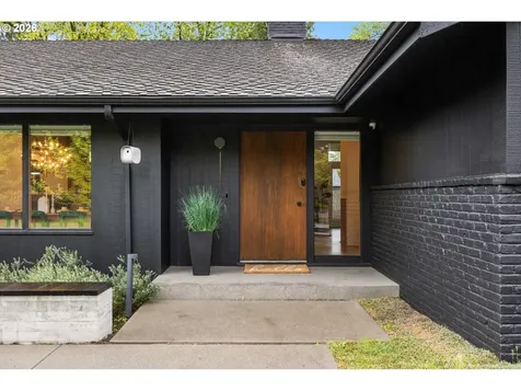 2785 SW 99th Avenue Portland OR 97225
