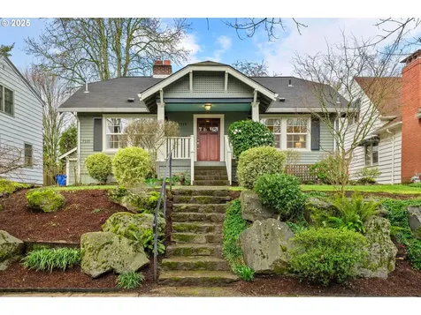 7339 SE 31st Avenue Portland OR 97202