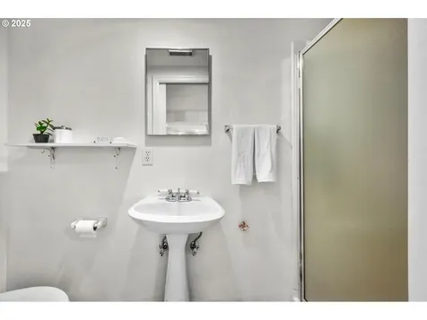 7339 SE 31st Avenue Portland OR 97202