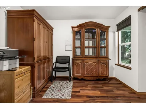 158 Barker Avenue Oregon City OR 97045