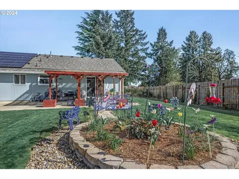 158 Barker Avenue Oregon City OR 97045