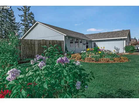 158 Barker Avenue Oregon City OR 97045