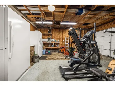 158 Barker Avenue Oregon City OR 97045