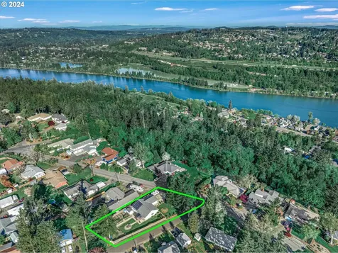 158 Barker Avenue Oregon City OR 97045