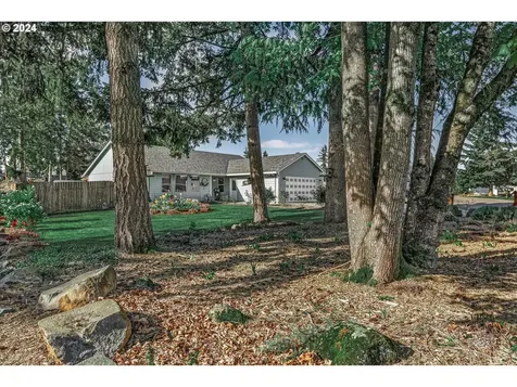 158 Barker Avenue Oregon City OR 97045