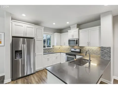 5219 SE Thornapple Street Hillsboro OR 97123