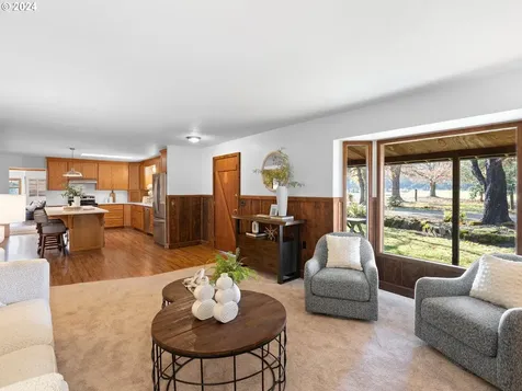 14991 S Macksburg Road Molalla OR 97038