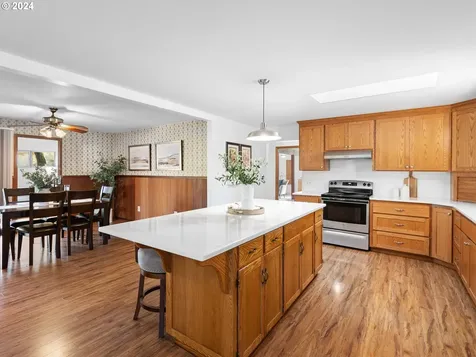 14991 S Macksburg Road Molalla OR 97038