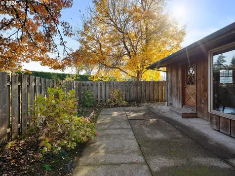 14991 S Macksburg Road Molalla OR 97038