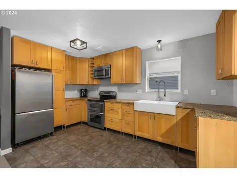 11350 SE Cedar Way Happy Valley OR 97086