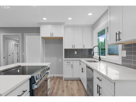3915 Nw Echo Court Portland OR 97229