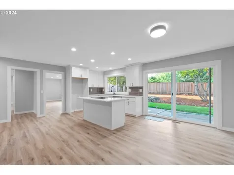 3915 Nw Echo Court Portland OR 97229