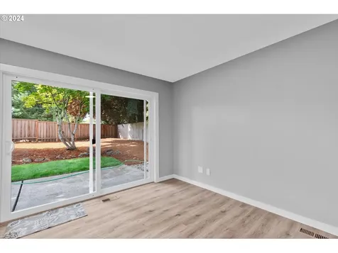 3915 Nw Echo Court Portland OR 97229