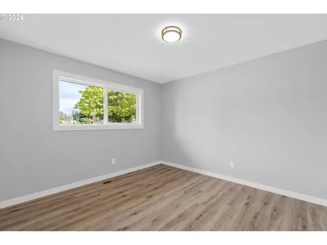 3915 Nw Echo Court Portland OR 97229