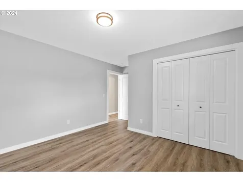 3915 Nw Echo Court Portland OR 97229