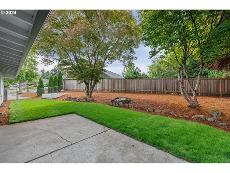 3915 Nw Echo Court Portland OR 97229