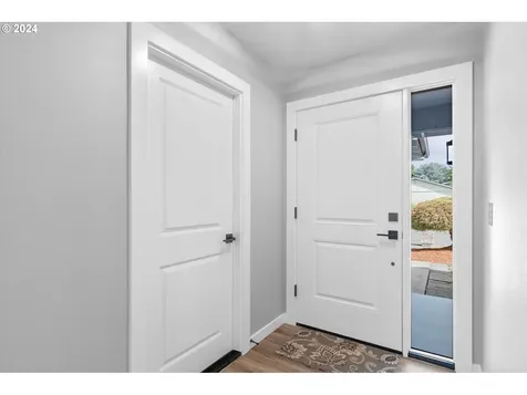 3915 Nw Echo Court Portland OR 97229