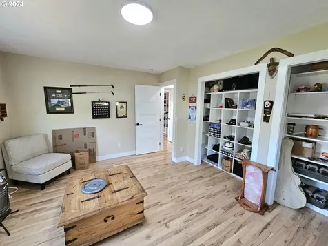 415 Patricia Drive Gladstone OR 97027