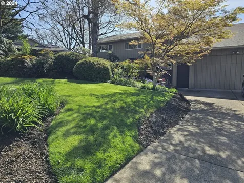 415 Patricia Drive Gladstone OR 97027