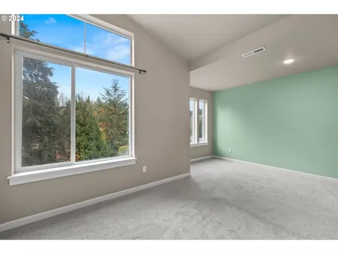 8827 SW Thorn Street Portland OR 97223