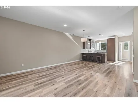 8827 SW Thorn Street Portland OR 97223