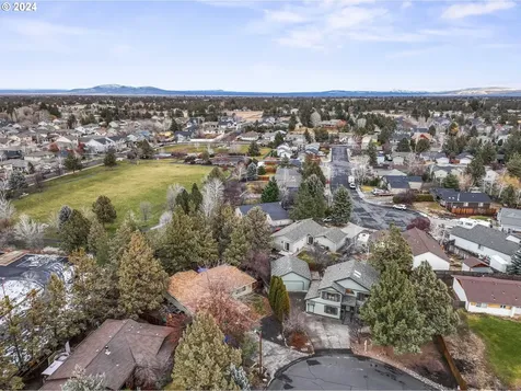 1894 NE Diablo Way Bend OR 97701