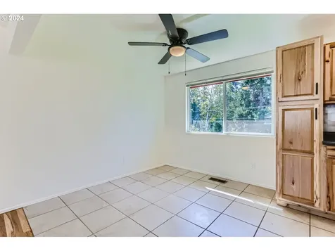 6290 SW Pamela Street Portland OR 97219
