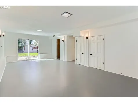 6290 SW Pamela Street Portland OR 97219