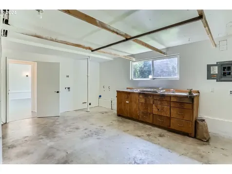 6290 SW Pamela Street Portland OR 97219