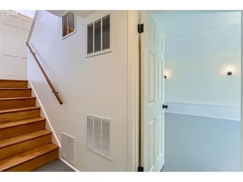 6290 SW Pamela Street Portland OR 97219