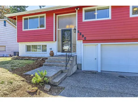 6290 SW Pamela Street Portland OR 97219