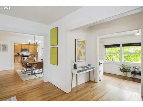 6304 N Burrage Avenue Portland OR 97217