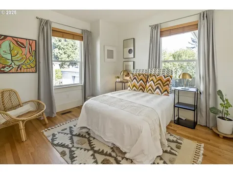6304 N Burrage Avenue Portland OR 97217