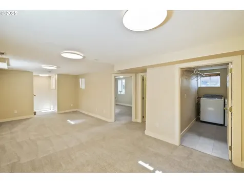 6304 N Burrage Avenue Portland OR 97217