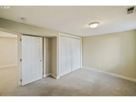 6304 N Burrage Avenue Portland OR 97217