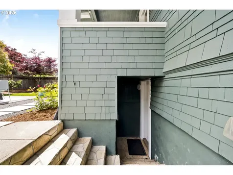 6304 N Burrage Avenue Portland OR 97217