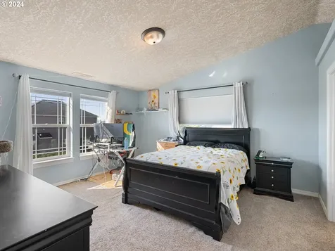 4997 Midland Court NE Salem OR 97305