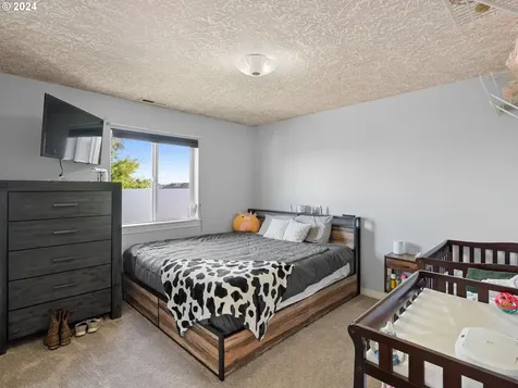 4997 Midland Court NE Salem OR 97305