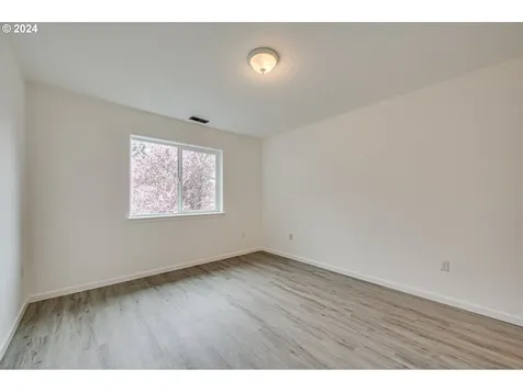 7309/7311 NE 14th Court Vancouver WA 98665