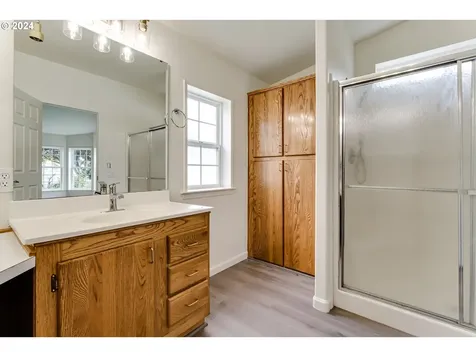 2633 Lansdown Road Eugene OR 97404