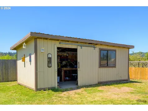 25333 Dawson Road Monroe OR 97456