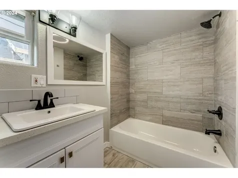 3407 Ne 79th Avenue Vancouver WA 98662